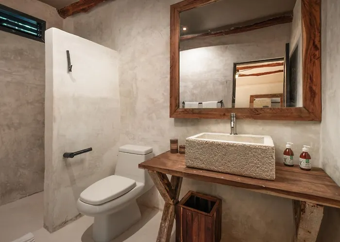 Mistiq Hotel 4*
